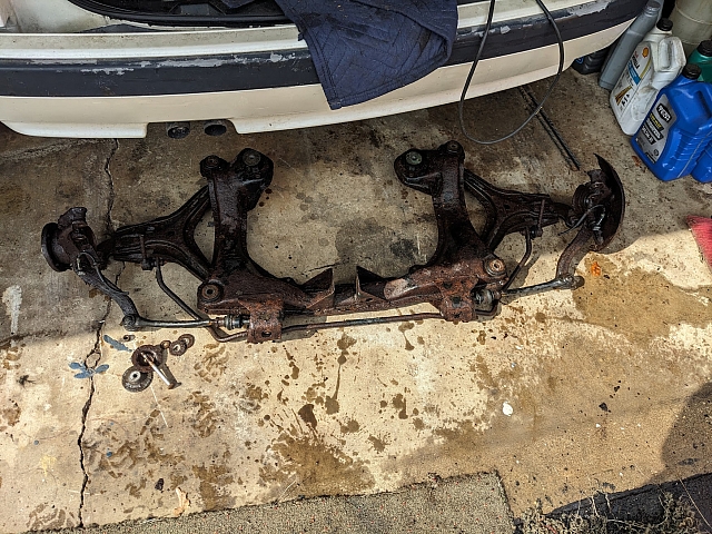 PXL 20240803 204623997