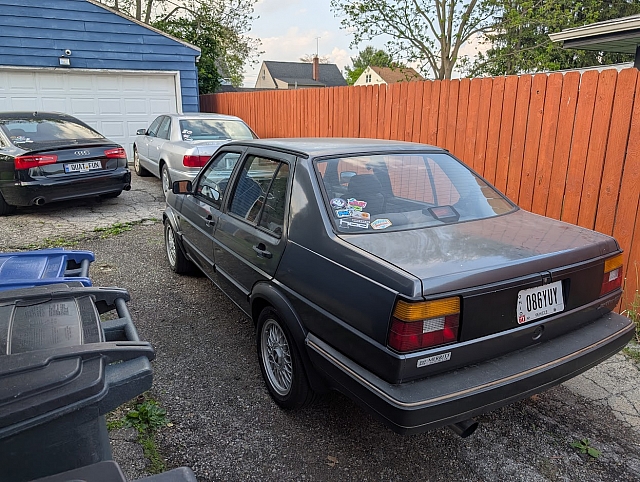 PXL 20250516 224053456