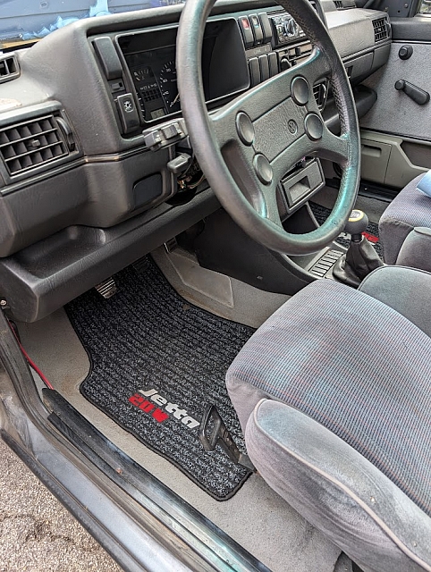 PXL 20250519 190242146