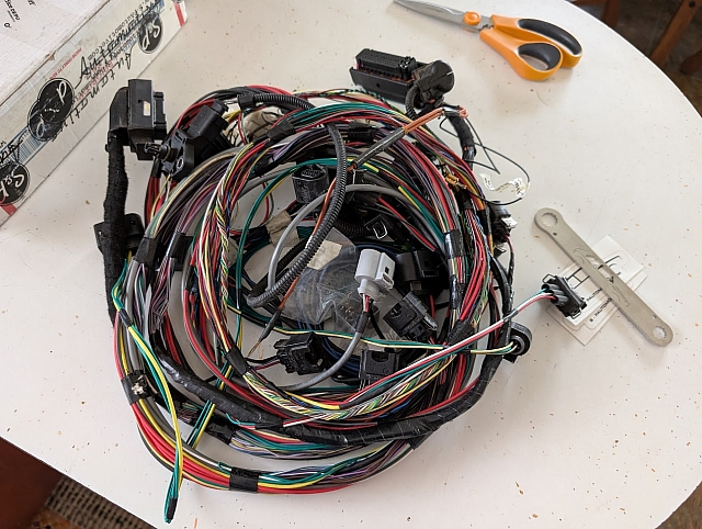 PXL 20250527 184400226