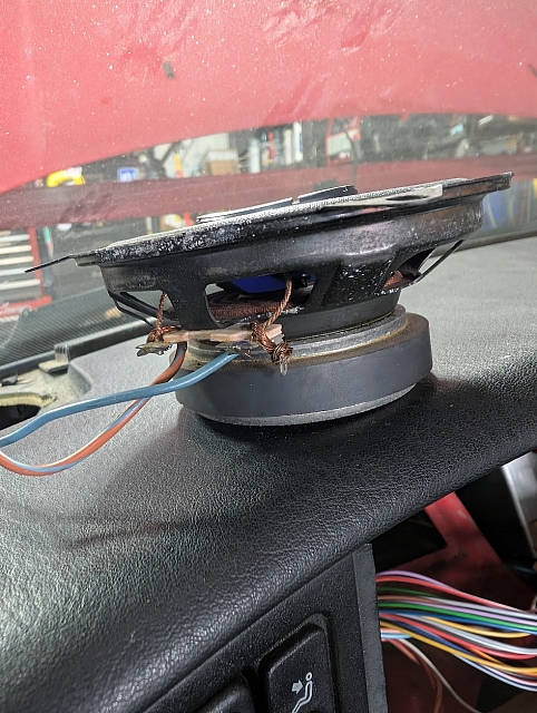 PXL 20250315 173424323