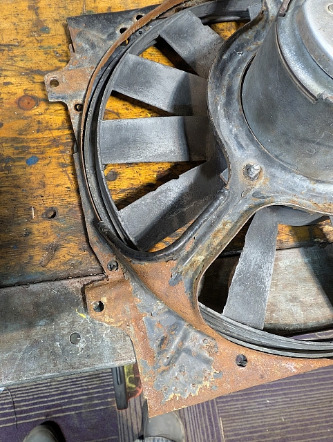 PXL 20250324 225137277