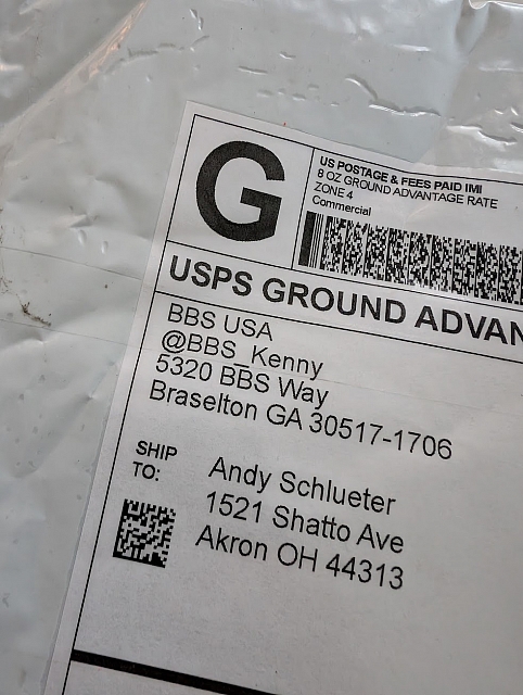 PXL 20250402 222143238