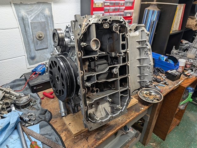 PXL 20250215 213432456