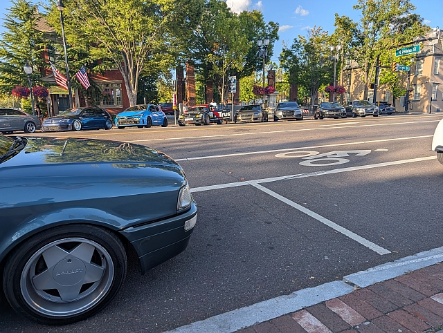 PXL 20250829 221152204