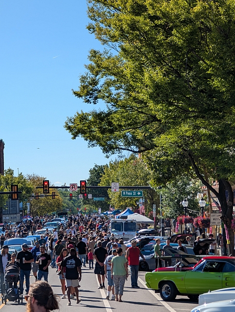 PXL 20250830 201549115